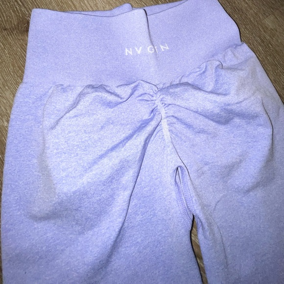 NVGTN "periwinkle scrunch" Activewear - Picture 3 of 6